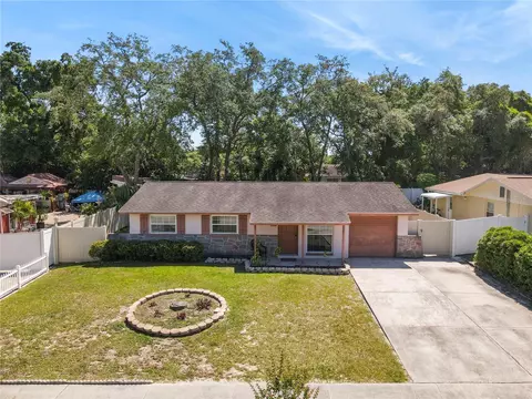 8327 Galewood Cir, Tampa, FL 33615