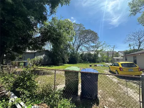 3709 N Whittier St, Tampa, FL 33619