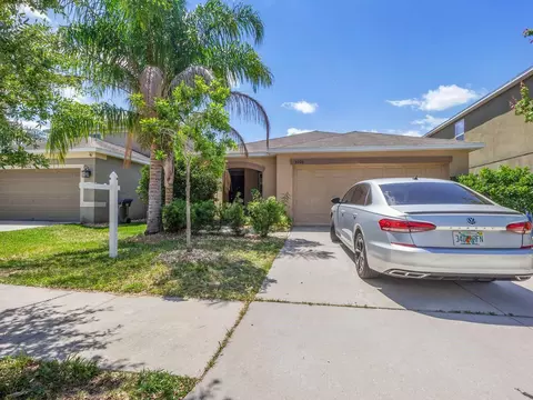 6306 Trent Creek Dr, Sun City Center, FL 33573