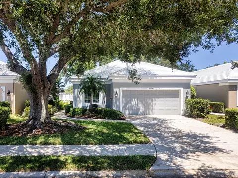 8741 52nd Dr E, Bradenton, FL 34211