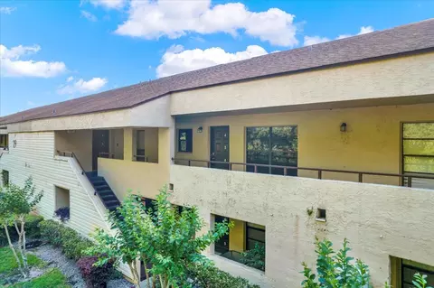 4947 Puritan Cir #426, Tampa, FL 33617