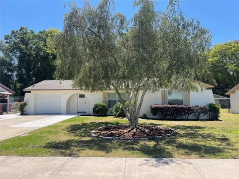 1005 Cason St, Plant City, FL 33563