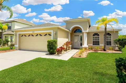 11453 Callaway Pond Dr, Riverview, FL 33579