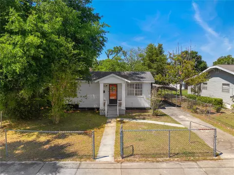 2010 E North Bay St, Tampa, FL 33610