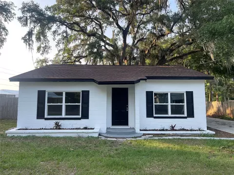 404 E Calhoun St, Plant City, FL 33563