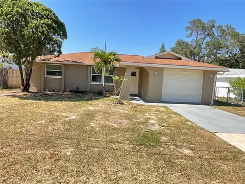 4825 Ann Dr, Holiday, FL 34690