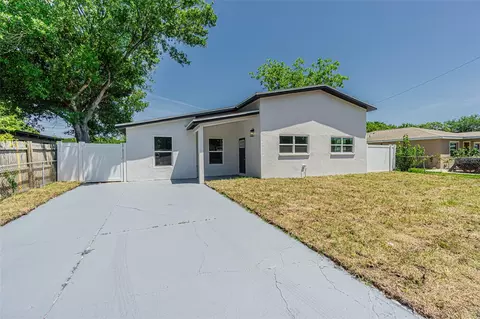 3232 Clifford Sample Dr, Tampa, FL 33619