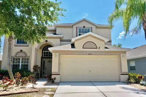 8452 Carriage Pointe Dr, Gibsonton, FL 33534