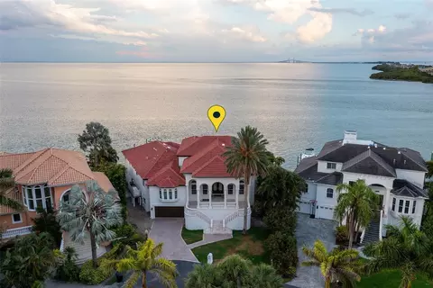 7660 Paradise Pointe Cir S, Saint Petersburg, FL 33711
