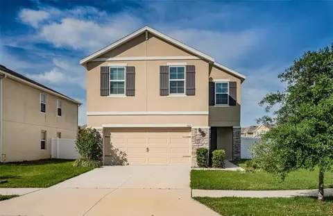 1021 Ashentree Dr, Plant City, FL 33563
