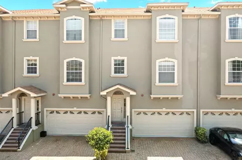 10230 Bayou Grande Ave, Seminole, FL 33772