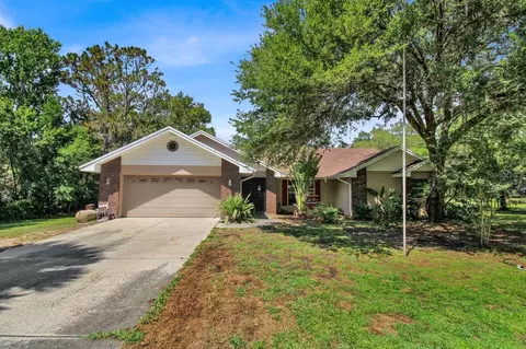 9416 Mcintosh Rd, Dover, FL 33527