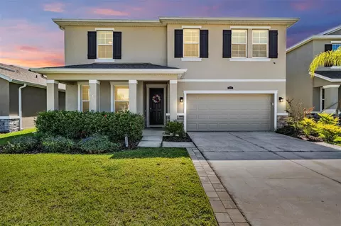 8324 Bower Bass Cir, Wesley Chapel, FL 33545