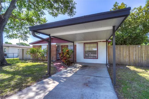 4536 W Burke St, Tampa, FL 33614