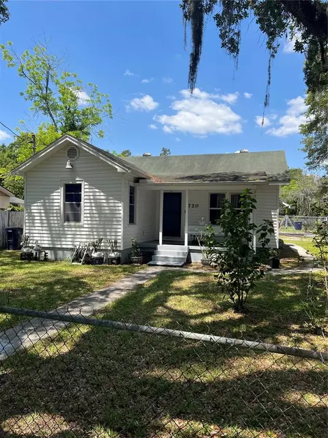 1720 E Chelsea St, Tampa, FL 33610