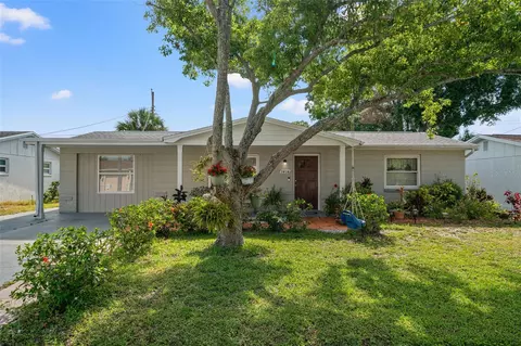3414 Bedford St, Holiday, FL 34690