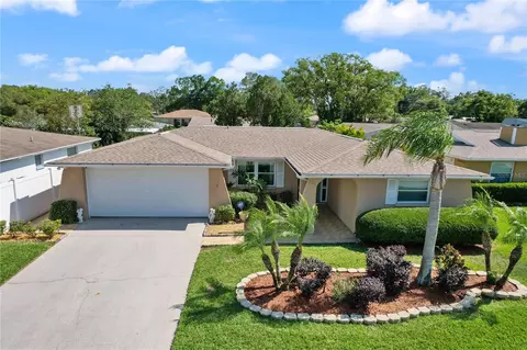 5650 Dolores Dr, Holiday, FL 34690
