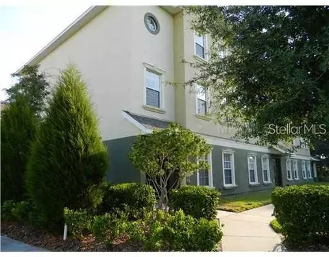 10144 Arbor Run Dr #132, Tampa, FL 33647