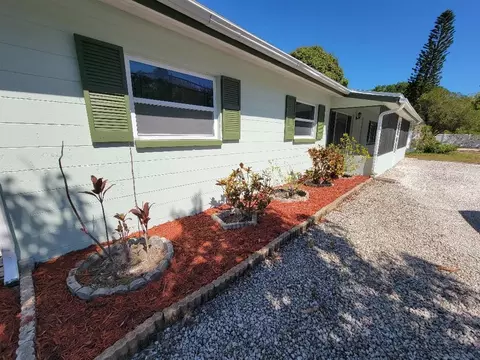 11332 Ridge Rd, Largo, FL 33778