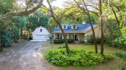 13141 Maudie Ln, Dade City, FL 33525