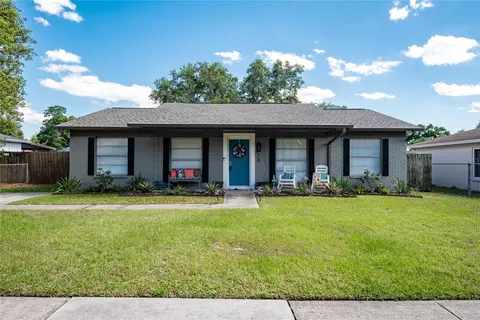 713 Falkirk Ave, Valrico, FL 33594