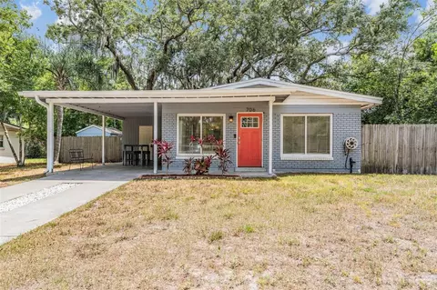 706 W Country Club Dr, Tampa, FL 33612
