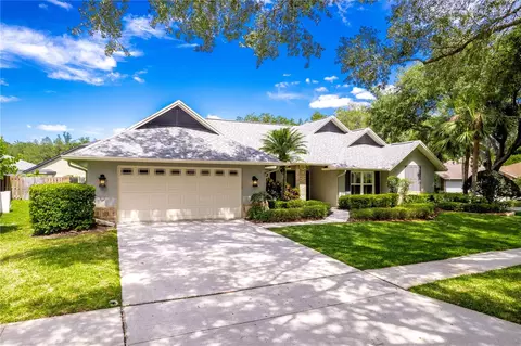 17520 Edinburgh Dr, Tampa, FL 33647