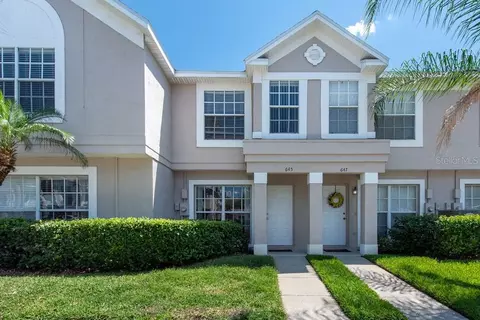 645 Kensington Lake Cir, Brandon, FL 33511