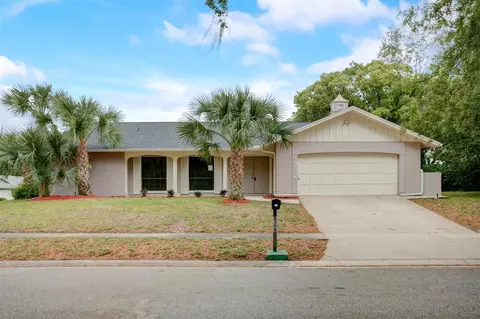 8304 Roxboro Dr, Hudson, FL 34667