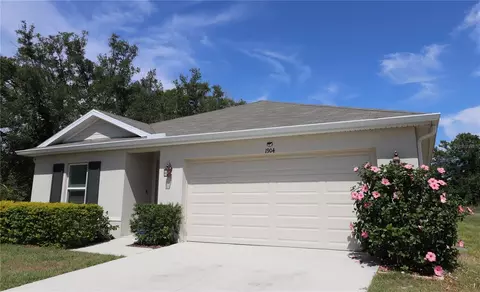 1904 Blue Stream St, Ruskin, FL 33570