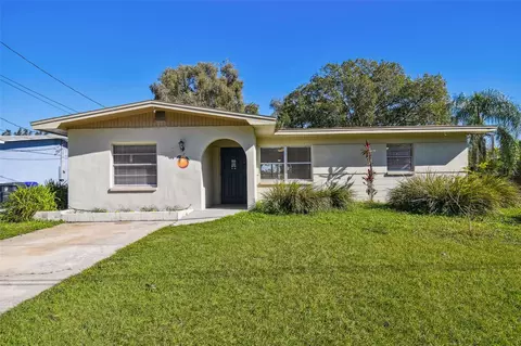 419 Country Club Dr, Oldsmar, FL 34677