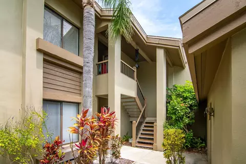 3095 Landmark Blvd #2006, Palm Harbor, FL 34684