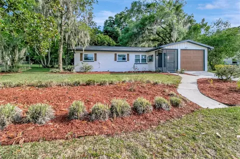 37036 Janet Cir, Dade City, FL 33525