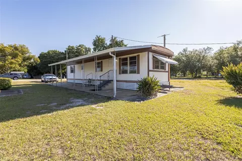 19 Mullins Rd, Winter Haven, FL 33880