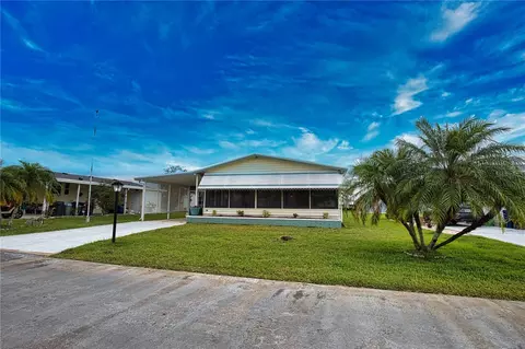 914 Iglesia Dr, North Port, FL 34287