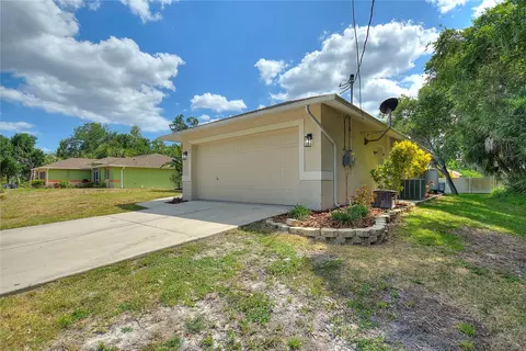 5348 Pinson Dr, North Port, FL 34288