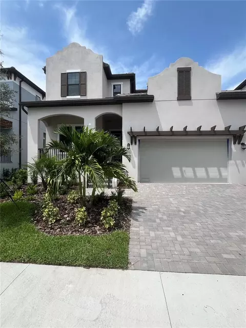 1111 Seagrape Dr, Ruskin, FL 33570