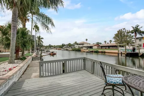 9921 Tradewinds Dr, Port Richey, FL 34668