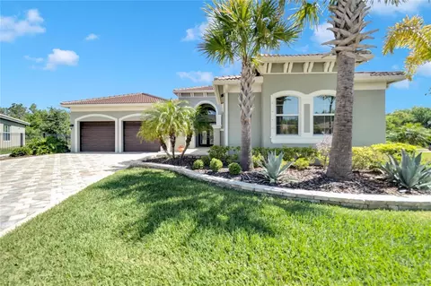 5036 Emerald Isle Dr, Wimauma, FL 33598