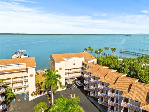 1420 Bayshore Blvd #206, Dunedin, FL 34698