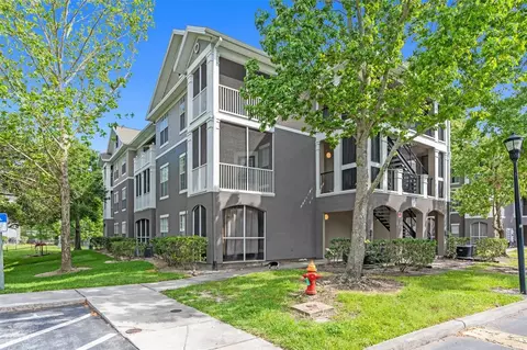 9316 Crescent Loop Cir #109, Tampa, FL 33619