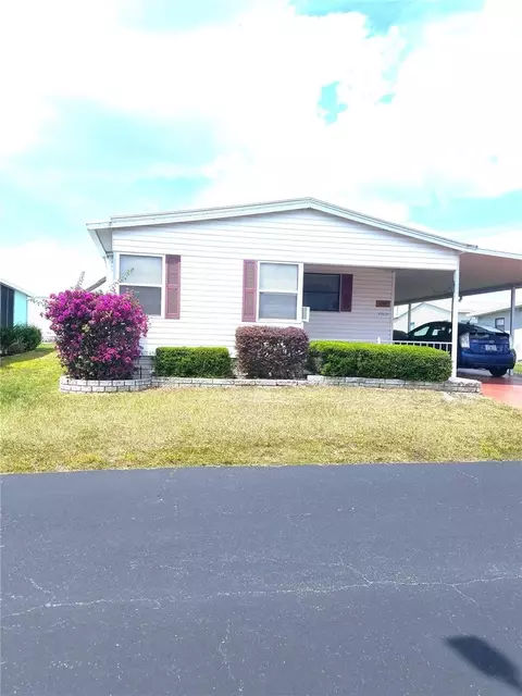 37621 Rosalita Ave, Zephyrhills, FL 33541