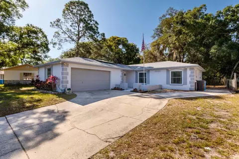 2205 Elizabeth Dr, Brandon, FL 33510