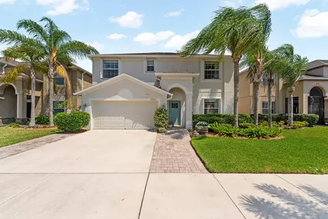 11013 Standing Stone Dr, Wimauma, FL 33598