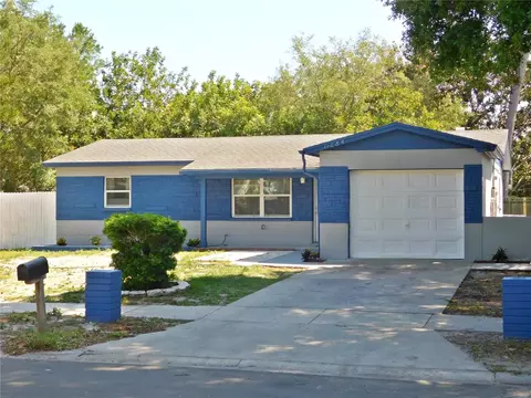 11684 127th Ave, Largo, FL 33778