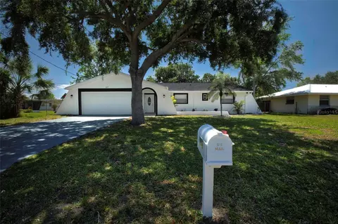 504 Firefly Ln, Apollo Beach, FL 33572