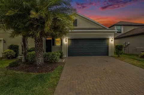 10083 Sage Creek Dr, Ruskin, FL 33573