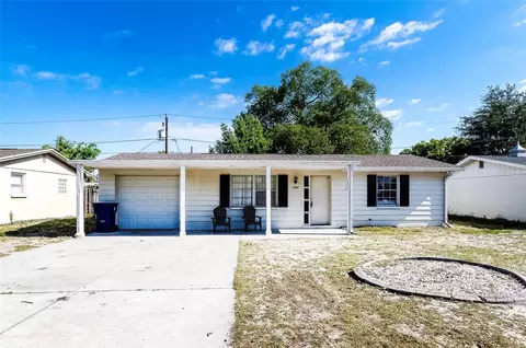 4307 Oak Bluff Ave, Holiday, FL 34691