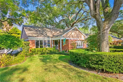 4506 S Ferncroft Cir, Tampa, FL 33629
