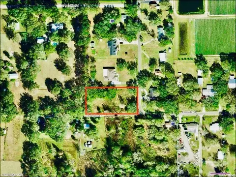 4315 Edwards Rd, Plant City, FL 33567